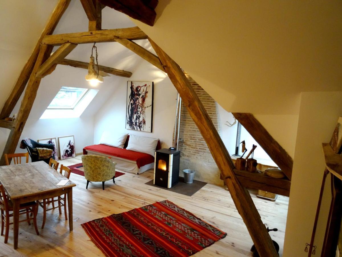 L'Escalier Des Reves Bed & Breakfast Saint-Sauveur-en-Puisaye Exterior foto