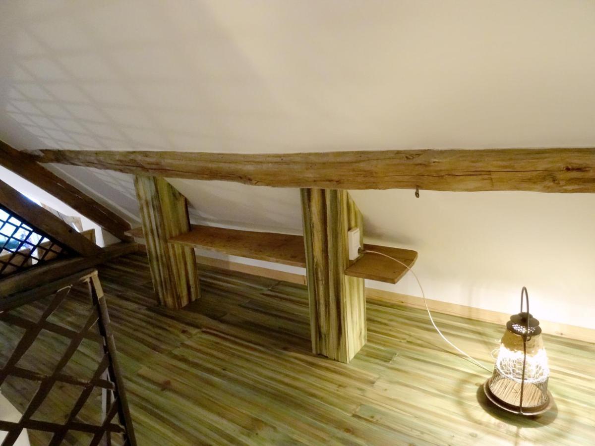 L'Escalier Des Reves Bed & Breakfast Saint-Sauveur-en-Puisaye Exterior foto